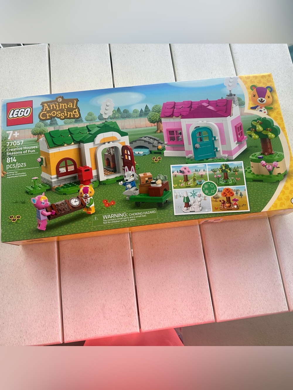 LEGO Animal Crossing 77057 Creative Houses Seasons of Fun 814 Pieces Description